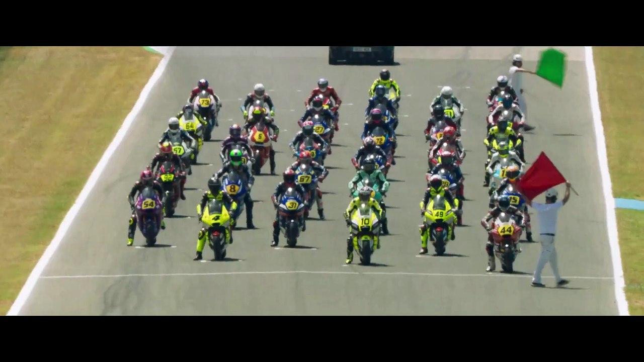 Tráiler de "Ídolos", la película de Moto GP protagonizada por Óscar Casas y Ana Jara.