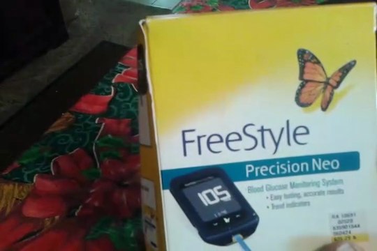 FreeStyle Precision Neo Blood Glucose Monitoring System