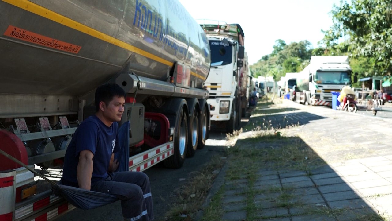 Thailand cuts Laos fuel route as Cambodia border conflict deepens