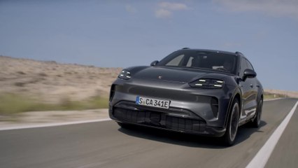 The new Porsche Cayenne Electric Driving Video