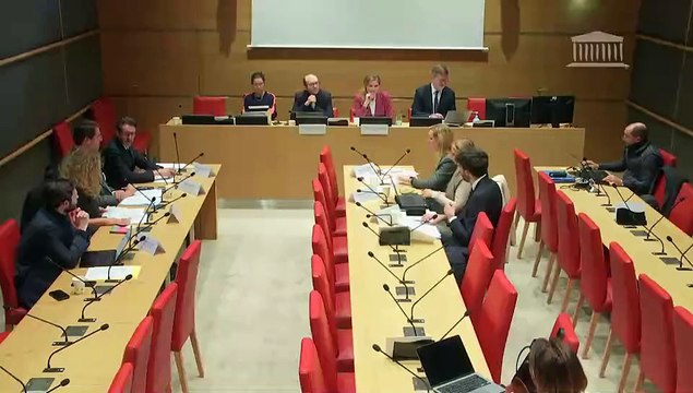 Baisse de la natalité en France : Place des familles et des enfants dans l’espace public ; Situation démographique des outre-mer - Lundi 15 décembre 2025