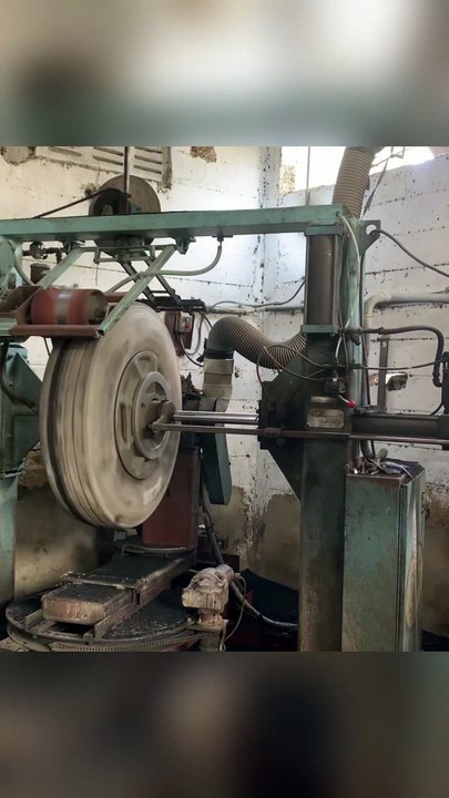 From Worn-Out to Like-New | The Incredible Factory Process of Retreading Old Tires