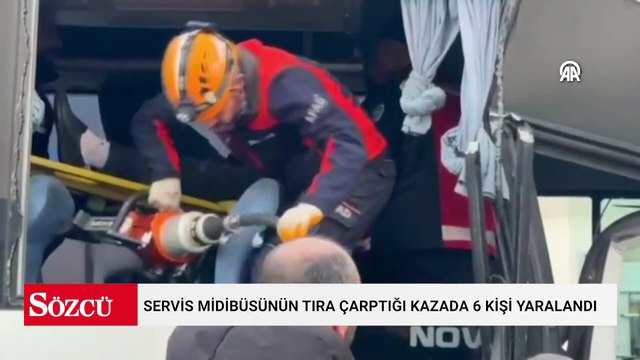 Servis midibüsünün tıra çarptığı kazada 6 kişi yaralandı