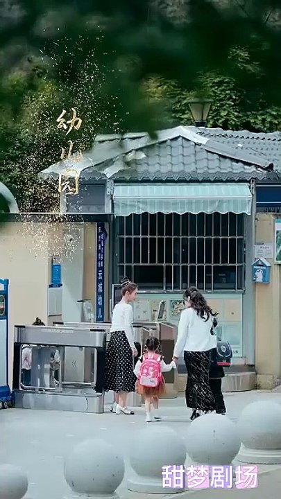 After Her Rebirth, She Began to Change Her Whole Family!