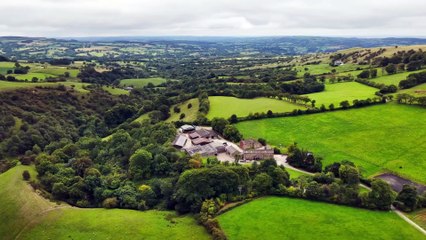 Fletchers Family Farm S03E09