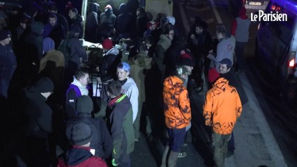 Dermatose : des agriculteurs bloquent l'autoroute A64