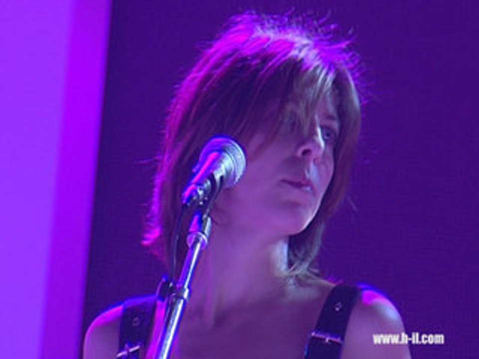 Elle se maquille en voiture (H-il Live au Studio Gabriel