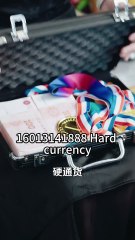 3 I time-traveled with my phone, lying in the emperor's lap watching short dramas