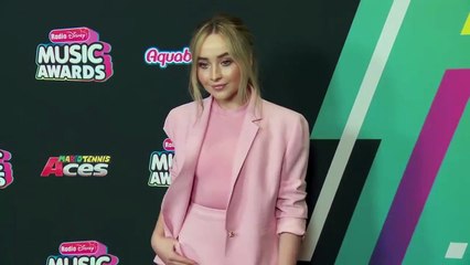 Shawn Mendes Fans Convinced He Wore Sabrina Carpenter’s Birthstone On Necklace At Vf Party