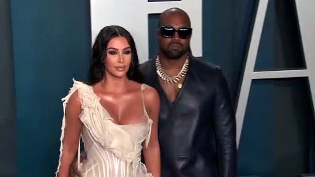 ‘Kardashians’: Kim Laughs As Kanye Disses Her Outfits & Says He’ll ‘Always Be Family’