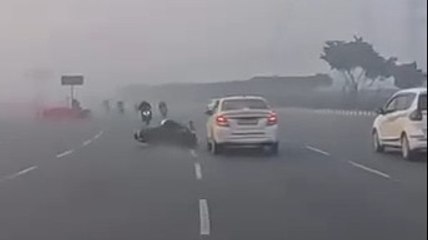 Caught on cam: Speeding bike crashes into cab near Gurugram's Ambience Mall