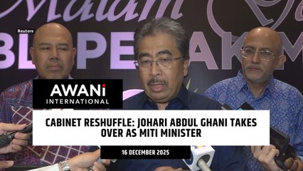 Johari Abdul Ghani takes over as MITI Minister