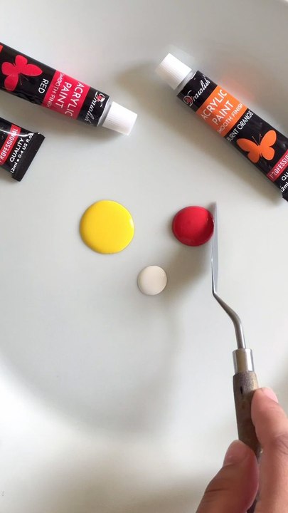 Red, Yellow and White Colour Mixing