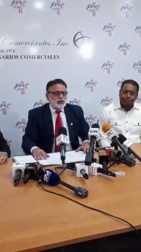 Comerciantes informan a consumidores precios asequibles de productos básicos en Navidad y Año Nuevo