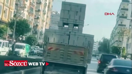 Trafiği tehlikeye düşüren sürücüye para cezası kesildi, ehliyetine el konuldu