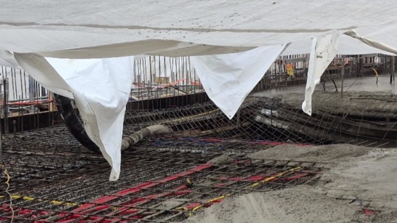 경기 파주 공사현장서 추락사고...50대 작업자 부상 / YTN