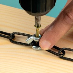 Watch this handyman fix every house problems