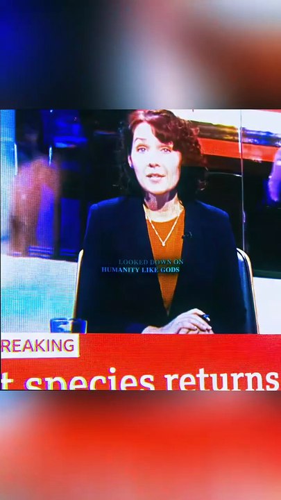 He saved one of their kind and become The most valuable person on earth  #thewarbetweenlandandsea #TheWarBetweentheLandandtheSea #2025 #USA #usa