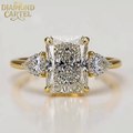 2.5CT IGI-Certified Radiant-Cut Lab-Grown Trilogy Ring – Timeless Beauty & Meaning ✨💍