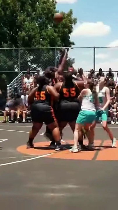Smartest basketball moment of all time! #shorts ￼