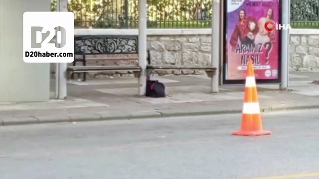 Otobüs duraklarındaki şüpheli çanta panik yarattı