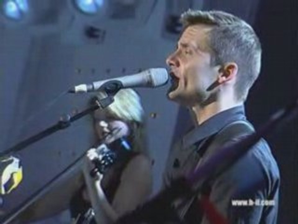 A nous (H-il Live au Studio Gabriel)