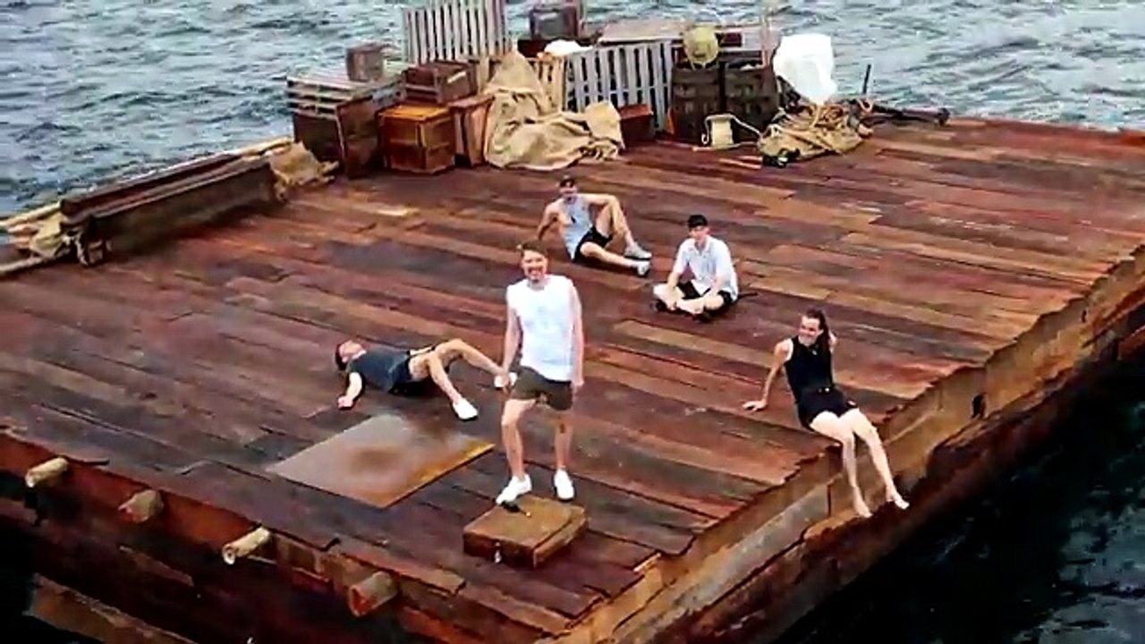 7_Days_Stranded_At_Sea