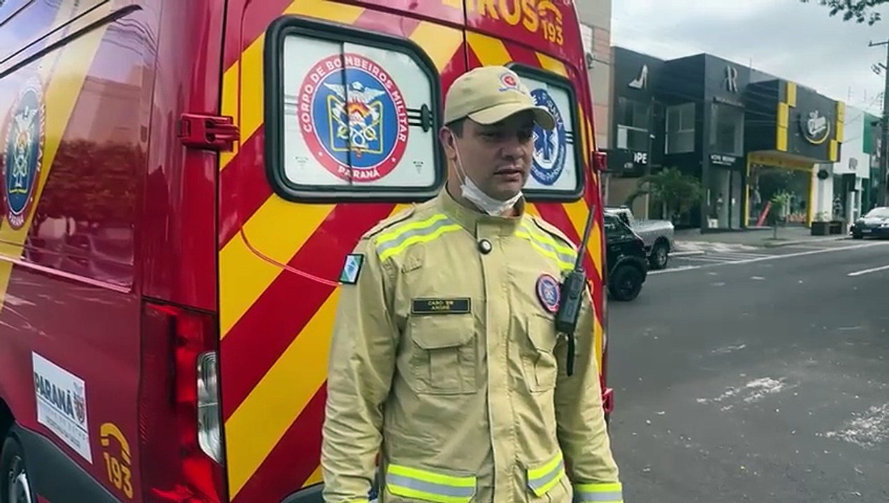 Siate atende vítimas de colisão entre Biz e Zafira em cruzamento da avenida Maringá