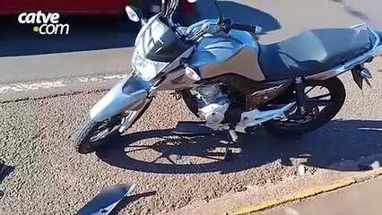 Motociclista fica ferido após acidente com carro em Toledo