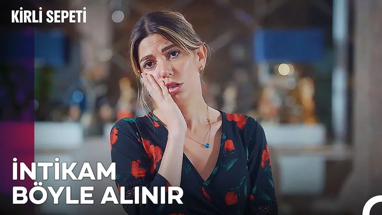 Hayriye'den Murat'a Gizemli Not - Kirli Sepeti