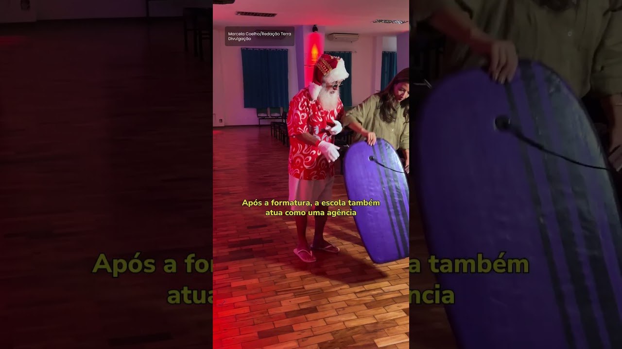 Veja como é a escola que forma papais noéis no RJ; 'bom velhinho' pode faturar até R$ 15 mil #shorts