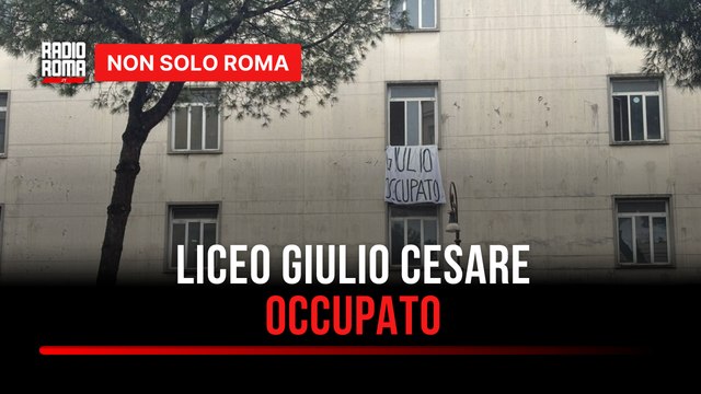 Liceo Giulio Cesare occupato, proteste dopo il caso della “lista stupri”: gli studenti si dividono