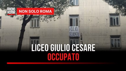 Liceo Giulio Cesare occupato, proteste dopo il caso della “lista stupri”: gli studenti si dividono