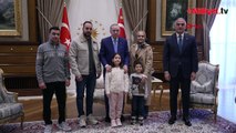 Cumhurbaşkanı Erdoğan, Gazze'de hayatını kaybeden 6 yaşındaki Filistinli Rajab'ın ailesini kabul etti