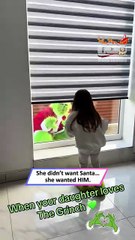 Little Girl’s Reaction to Meeting the Grinch Is Pure Christmas Magic|| Heartsome 💖