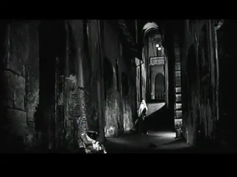 - La Dolce Vita Fontana di trevi