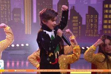 Hijo de Jonathan Moly debuta en Telemundo como cantante ¡Éxitos!