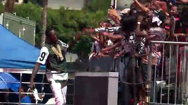 KSI Slams Logan Paul For Dating Corinna Kopf | Hollywoodlife