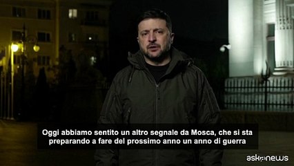 Ucraina, Zelensky: "La Russia si prepara a un altro anno di guerra"