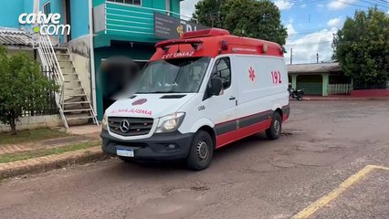Motociclista fratura punho em acidente com carro, no bairro Santa Felicidade