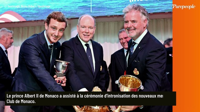 Prince Albert : l’époux de Charlène de Monaco récompense une personne chère à son cœur lors d’une soirée exceptionnelle
