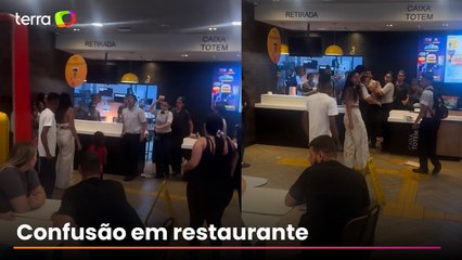Funcionários e clientes trocam socos e fazem 'guerra de comida' em briga no McDonald’s