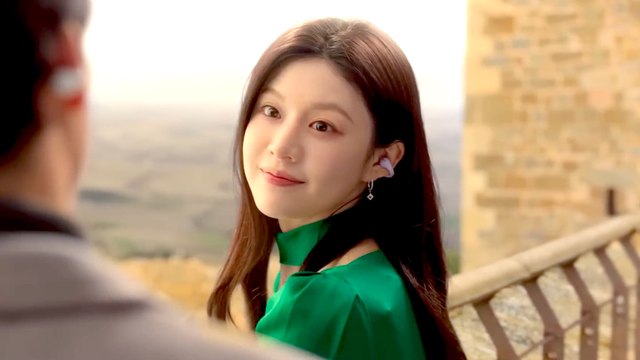 Can This Love Be Translated? Official Teaser Trailer Teases a Romance Lost in Translation