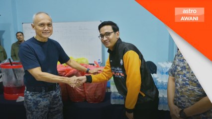 Sultan Pahang, Tunku Azizah sumbang makanan kepada mangsa banjir