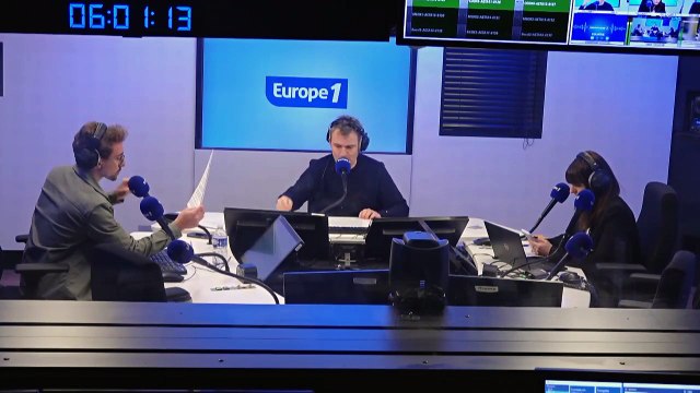 Crise agricole : les agriculteurs se préparent à passer les fêtes de fin d'année sur les barrages