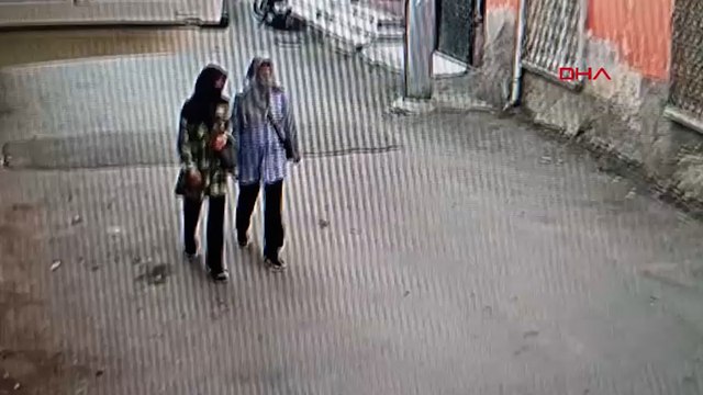Yüzlerini eşarpla gizleyen anne-kız, girdikleri evlerden altın ve ziynet eşyası çaldı