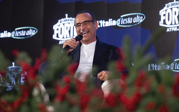 Sanremo 2026, risponde Carlo Conti: «È il festival della canzone italiana, non degli ascolti tv»