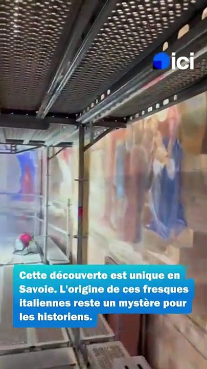 Révélation des fresques de Saint-Offenge