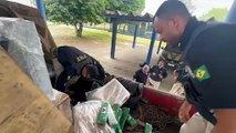 Mais de 300 kg de drogas são encontrados em caminhão que transportava maquinário na Bahia