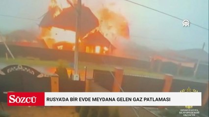Rusya'da bir evde meydana gelen gaz patlaması anı, güvenlik kamerasında